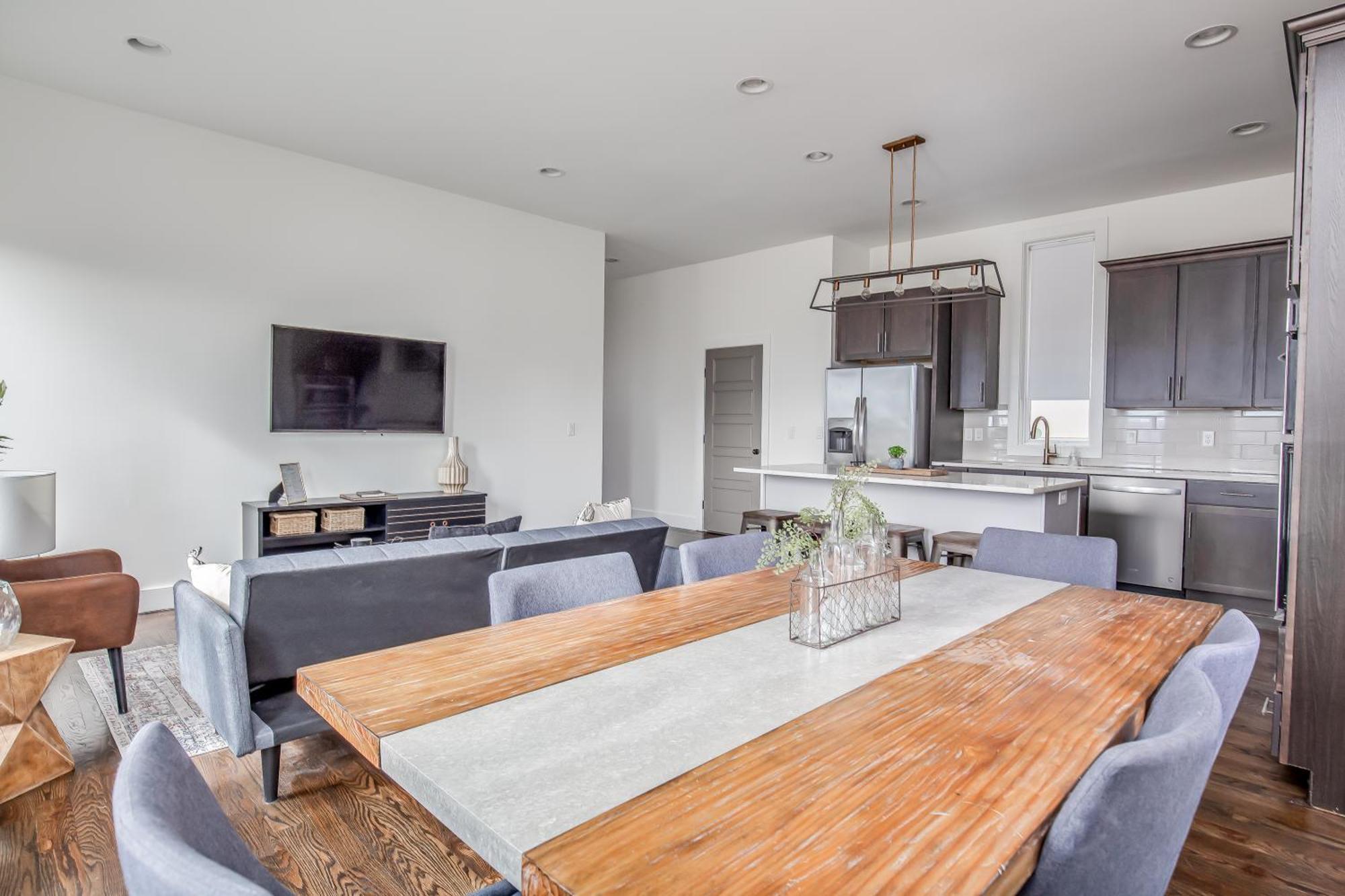 Whiskey House With Rooftop Golf, City Views! 8Min To Downtown! Sleeps 9! Nashville Dış mekan fotoğraf